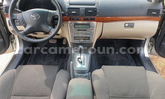 Acheter Neuf Voiture Toyota Avensis Gris à Yaoundé, Central Cameroon Acheter Neuf Voiture Toyota Avensis Gris à Yaoundé, Central Cameroon