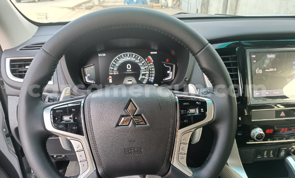 Acheter Neuf Voiture Mitsubishi Pajero Sport Gris à Douala, Littoral Cameroon Acheter Neuf Voiture Mitsubishi Pajero Sport Gris à Douala, Littoral Cameroon