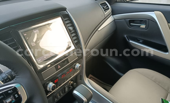 Acheter Neuf Voiture Mitsubishi Pajero Sport Gris à Douala, Littoral Cameroon Acheter Neuf Voiture Mitsubishi Pajero Sport Gris à Douala, Littoral Cameroon