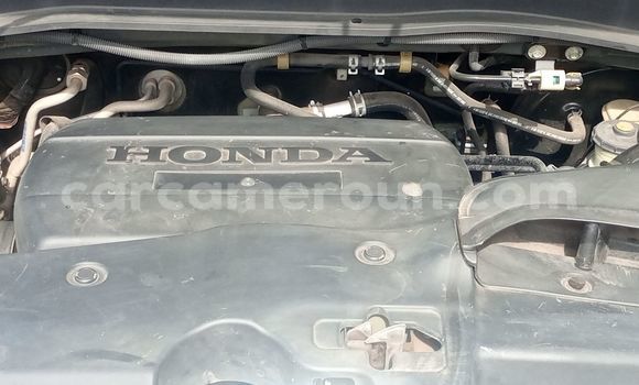 Sayi Na hannu Honda Pilot Azurfa Mota in Douala a Ƙasar Kamaru Sayi Na hannu Honda Pilot Azurfa Mota in Douala a Ƙasar Kamaru