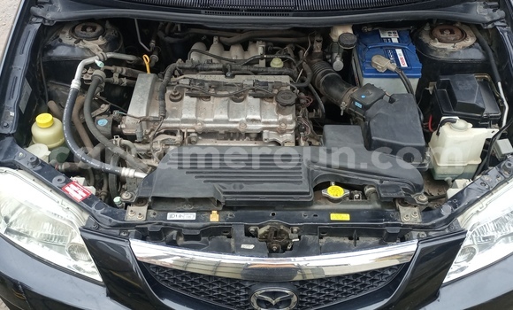 Sayi Na hannu Mazda Mazda Premacy Black Mota in Douala a Ƙasar Kamaru Sayi Na hannu Mazda Mazda Premacy Black Mota in Douala a Ƙasar Kamaru