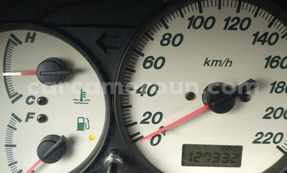 Sayi Na hannu Mazda Mazda Premacy Black Mota in Douala a Ƙasar Kamaru Sayi Na hannu Mazda Mazda Premacy Black Mota in Douala a Ƙasar Kamaru