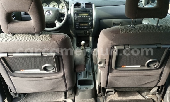 Sayi Na hannu Mazda Mazda Premacy Black Mota in Douala a Ƙasar Kamaru Sayi Na hannu Mazda Mazda Premacy Black Mota in Douala a Ƙasar Kamaru