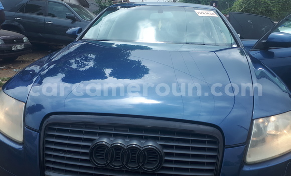 Sayi Na hannu Audi A6 Blue Mota in Buea a Yammacin Kamaru