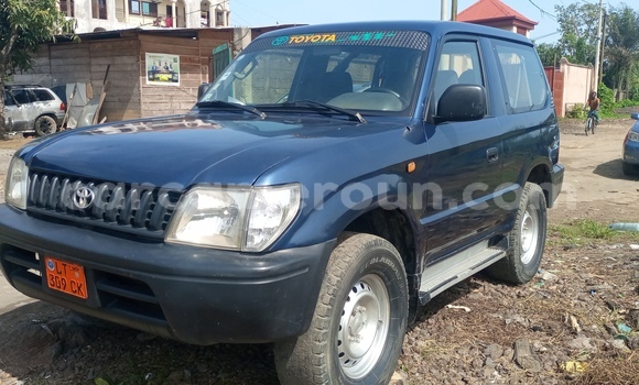 Buy Used Toyota Land Cruiser Prado Blue Car in Douala in Littoral Cameroon Buy Used Toyota Land Cruiser Prado Blue Car in Douala in Littoral Cameroon