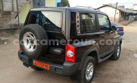 Sayi Na hannu SsangYong Korando Sports Black Mota in Douala a Ƙasar Kamaru Sayi Na hannu SsangYong Korando Sports Black Mota in Douala a Ƙasar Kamaru