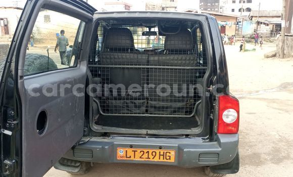Sayi Na hannu SsangYong Korando Sports Black Mota in Douala a Ƙasar Kamaru Sayi Na hannu SsangYong Korando Sports Black Mota in Douala a Ƙasar Kamaru