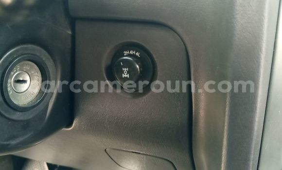 Sayi Na hannu SsangYong Korando Sports Black Mota in Douala a Ƙasar Kamaru Sayi Na hannu SsangYong Korando Sports Black Mota in Douala a Ƙasar Kamaru