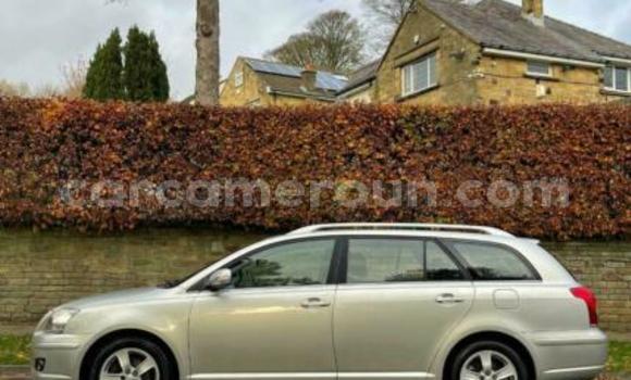 Buy Used Toyota Avensis Blue Car in Douala in Littoral Cameroon Buy Used Toyota Avensis Blue Car in Douala in Littoral Cameroon