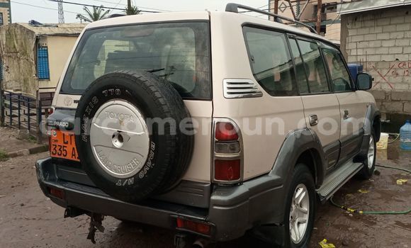 Acheter Occasion Voiture Toyota Land Cruiser Prado Gris à Douala, Littoral Cameroon Acheter Occasion Voiture Toyota Land Cruiser Prado Gris à Douala, Littoral Cameroon