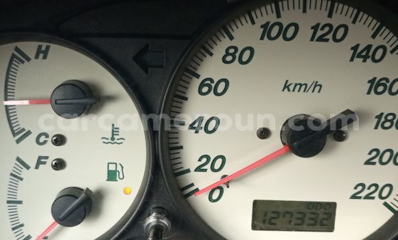 Sayi Imported Mazda Premacy Black Mota in Douala a Ƙasar Kamaru Sayi Imported Mazda Premacy Black Mota in Douala a Ƙasar Kamaru