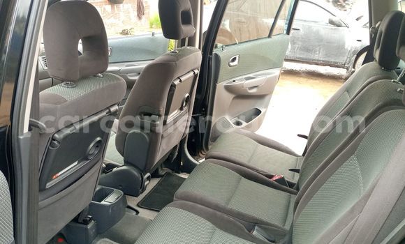 Sayi Imported Mazda Premacy Black Mota in Douala a Ƙasar Kamaru Sayi Imported Mazda Premacy Black Mota in Douala a Ƙasar Kamaru