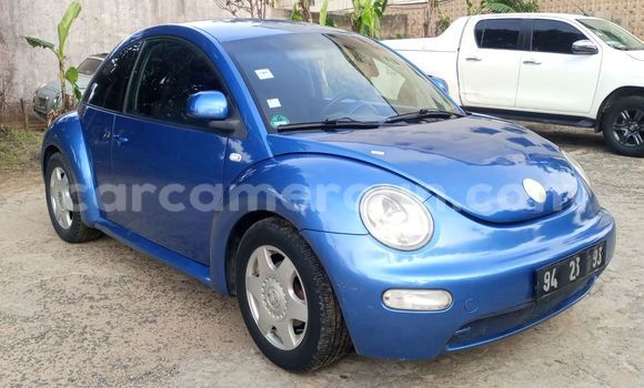 Sayi Na hannu Volkswagen Beetle Blue Mota in Douala a Ƙasar Kamaru Sayi Na hannu Volkswagen Beetle Blue Mota in Douala a Ƙasar Kamaru