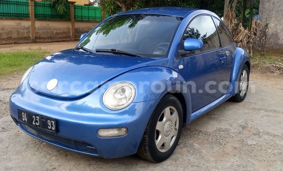 Sayi Na hannu Volkswagen Beetle Blue Mota in Douala a Ƙasar Kamaru Sayi Na hannu Volkswagen Beetle Blue Mota in Douala a Ƙasar Kamaru