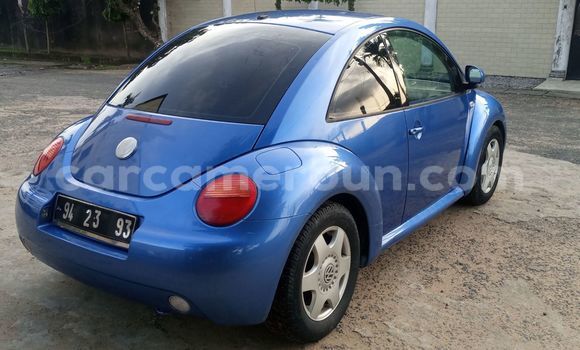 Sayi Na hannu Volkswagen Beetle Blue Mota in Douala a Ƙasar Kamaru Sayi Na hannu Volkswagen Beetle Blue Mota in Douala a Ƙasar Kamaru