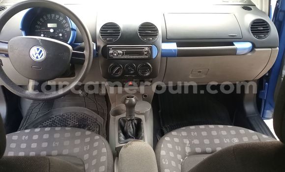 Sayi Na hannu Volkswagen Beetle Blue Mota in Douala a Ƙasar Kamaru Sayi Na hannu Volkswagen Beetle Blue Mota in Douala a Ƙasar Kamaru