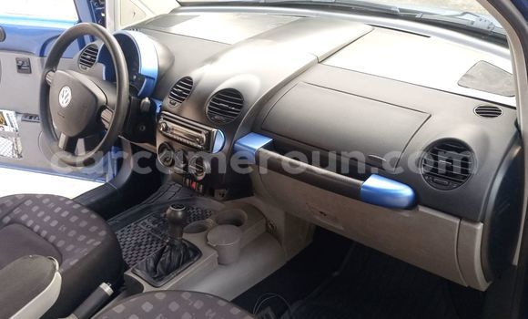 Sayi Na hannu Volkswagen Beetle Blue Mota in Douala a Ƙasar Kamaru Sayi Na hannu Volkswagen Beetle Blue Mota in Douala a Ƙasar Kamaru