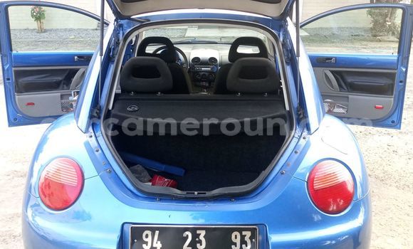 Sayi Na hannu Volkswagen Beetle Blue Mota in Douala a Ƙasar Kamaru Sayi Na hannu Volkswagen Beetle Blue Mota in Douala a Ƙasar Kamaru