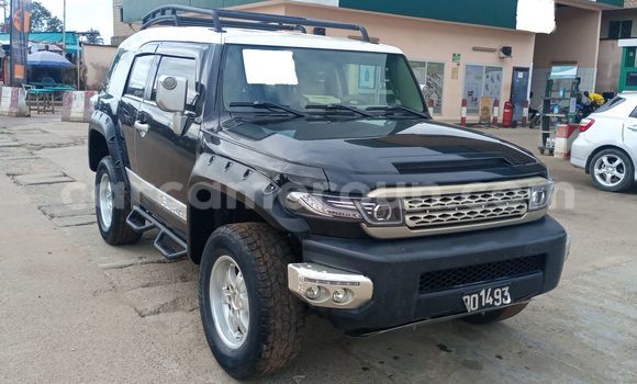 Acheter Import Voiture Toyota FJ Cruiser Noir à Douala, Littoral Cameroon Acheter Import Voiture Toyota FJ Cruiser Noir à Douala, Littoral Cameroon