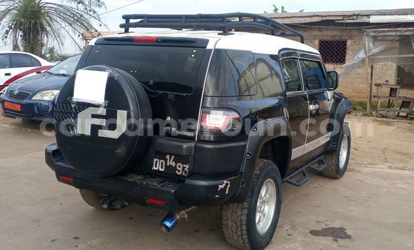 Acheter Import Voiture Toyota FJ Cruiser Noir à Douala, Littoral Cameroon Acheter Import Voiture Toyota FJ Cruiser Noir à Douala, Littoral Cameroon