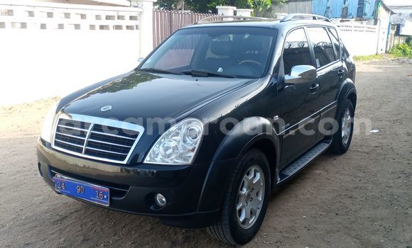 Sayi Imported SsangYong Rexton Black Mota in Douala a Ƙasar Kamaru