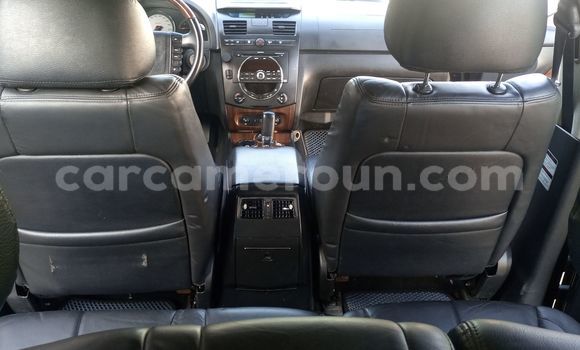 Acheter Import Voiture SsangYong Rexton Noir à Douala, Littoral Cameroon Acheter Import Voiture SsangYong Rexton Noir à Douala, Littoral Cameroon
