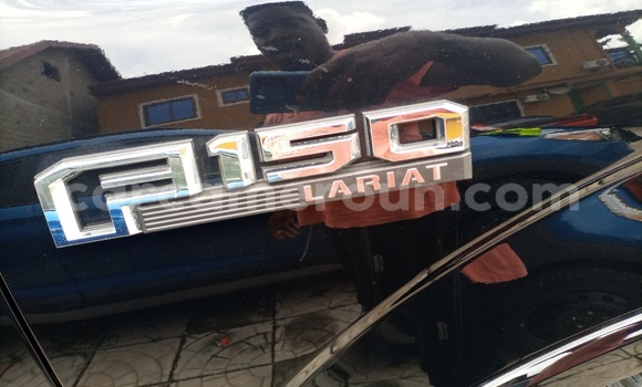 Acheter Import Voiture Ford F–150 Noir à Douala, Littoral Cameroon Acheter Import Voiture Ford F–150 Noir à Douala, Littoral Cameroon