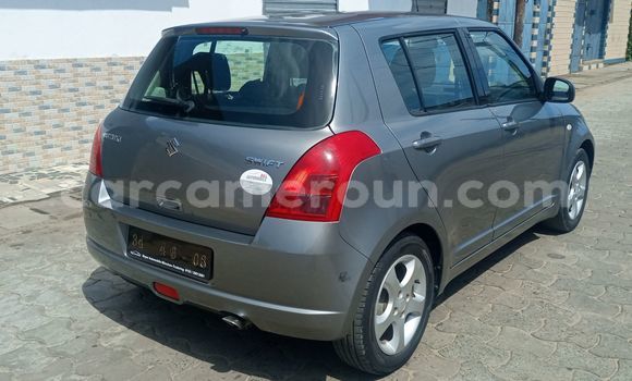 Sayi Imported Suzuki Swift Azurfa Mota in Douala a Ƙasar Kamaru Sayi Imported Suzuki Swift Azurfa Mota in Douala a Ƙasar Kamaru