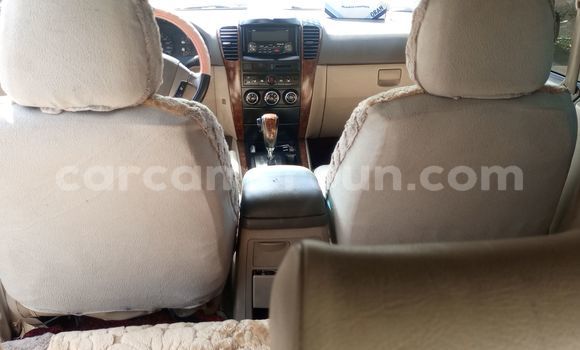 Sayi Na hannu Kia Sorento Black Mota in Douala a Ƙasar Kamaru Sayi Na hannu Kia Sorento Black Mota in Douala a Ƙasar Kamaru