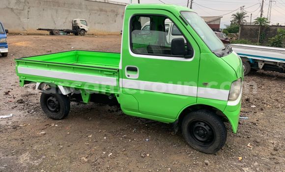 Sayi Na hannu Suzuki Carry Blue Babbar mota in Douala a Ƙasar Kamaru Sayi Na hannu Suzuki Carry Blue Babbar mota in Douala a Ƙasar Kamaru
