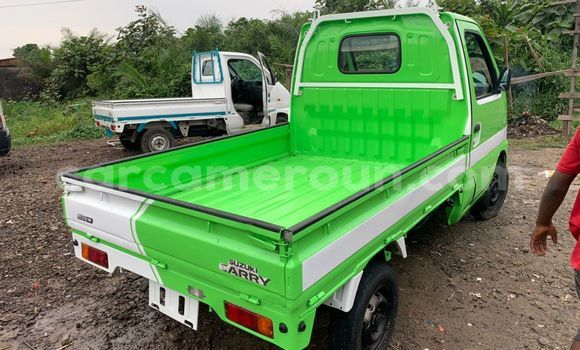 Sayi Na hannu Suzuki Carry Blue Babbar mota in Douala a Ƙasar Kamaru Sayi Na hannu Suzuki Carry Blue Babbar mota in Douala a Ƙasar Kamaru
