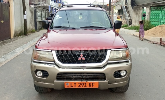 Sayi Na hannu Mitsubishi Montero Sport Red Mota in Douala a Ƙasar Kamaru Sayi Na hannu Mitsubishi Montero Sport Red Mota in Douala a Ƙasar Kamaru