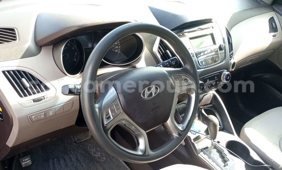 Buy Import Hyundai Tucson Blue Car in Douala in Littoral Cameroon Buy Import Hyundai Tucson Blue Car in Douala in Littoral Cameroon