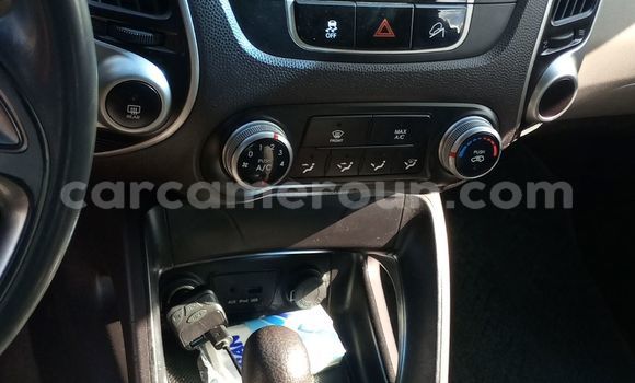 Buy Import Hyundai Tucson Blue Car in Douala in Littoral Cameroon Buy Import Hyundai Tucson Blue Car in Douala in Littoral Cameroon