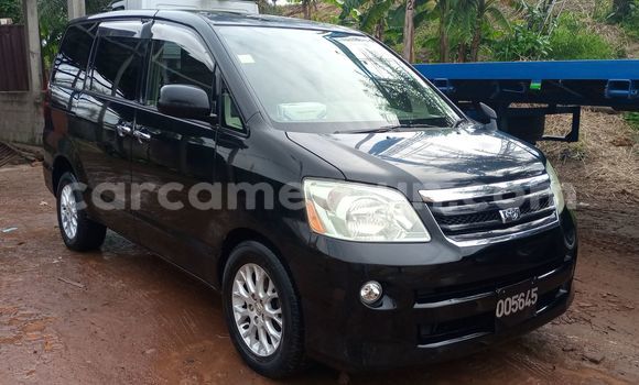 Sayi Imported Toyota LITEACE Black Babbar mota in Douala a Ƙasar Kamaru Sayi Imported Toyota LITEACE Black Babbar mota in Douala a Ƙasar Kamaru