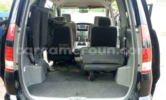 Sayi Imported Toyota LITEACE Black Babbar mota in Douala a Ƙasar Kamaru Sayi Imported Toyota LITEACE Black Babbar mota in Douala a Ƙasar Kamaru