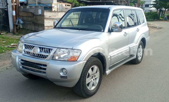 Buy Import Mitsubishi Pajero Sport Silver Car in Douala in Littoral Cameroon Buy Import Mitsubishi Pajero Sport Silver Car in Douala in Littoral Cameroon