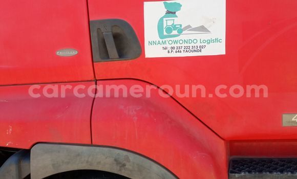 Sayi Na hannu Renault D55 Red Babbar mota in Douala a Ƙasar Kamaru Sayi Na hannu Renault D55 Red Babbar mota in Douala a Ƙasar Kamaru