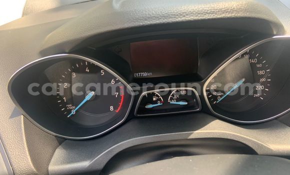 Sayi Sabo Ford Escape Sauran Mota in Douala a Ƙasar Kamaru Sayi Sabo Ford Escape Sauran Mota in Douala a Ƙasar Kamaru