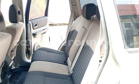 Sayi Imported Nissan X–Trail Azurfa Mota in Douala a Ƙasar Kamaru Sayi Imported Nissan X–Trail Azurfa Mota in Douala a Ƙasar Kamaru