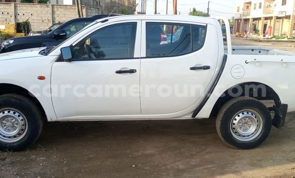 Buy Used Mitsubishi L400 White Truck in Douala in Littoral Cameroon Buy Used Mitsubishi L400 White Truck in Douala in Littoral Cameroon