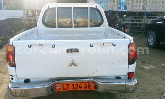 Buy Used Mitsubishi L400 White Truck in Douala in Littoral Cameroon Buy Used Mitsubishi L400 White Truck in Douala in Littoral Cameroon