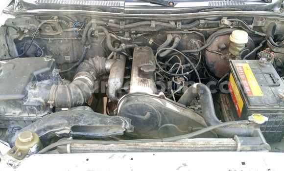 Buy Used Mitsubishi L400 White Truck in Douala in Littoral Cameroon Buy Used Mitsubishi L400 White Truck in Douala in Littoral Cameroon