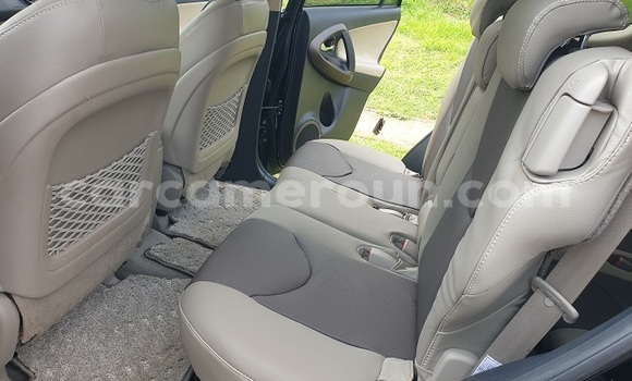 Buy Used Toyota Vanguard Black Car in Yaounde in Central Cameroon Buy Used Toyota Vanguard Black Car in Yaounde in Central Cameroon