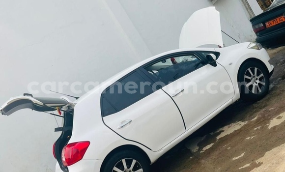 Acheter Import Voiture Toyota Auris Blanc à Yaoundé, Central Cameroon Acheter Import Voiture Toyota Auris Blanc à Yaoundé, Central Cameroon