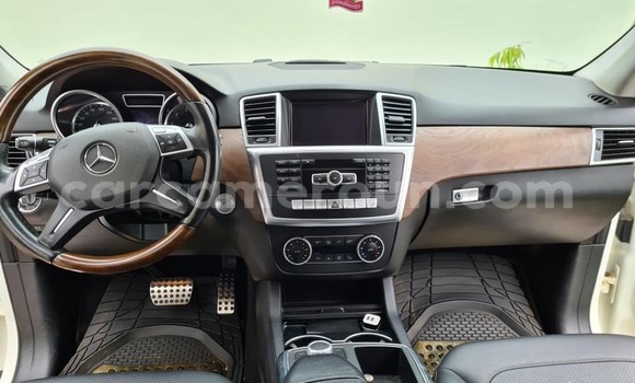 Buy Used Mercedes‒Benz ML–Class White Car in Yaounde in Central Cameroon Buy Used Mercedes‒Benz ML–Class White Car in Yaounde in Central Cameroon