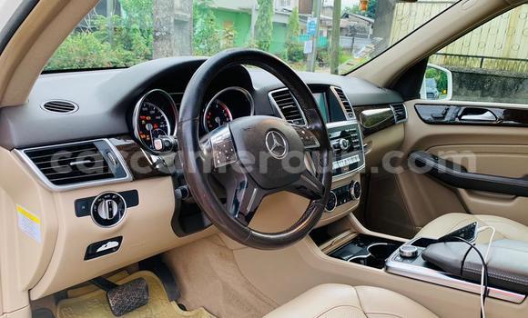 Buy New Mercedes‒Benz ML–Class White Car in Yaounde in Central Cameroon Buy New Mercedes‒Benz ML–Class White Car in Yaounde in Central Cameroon