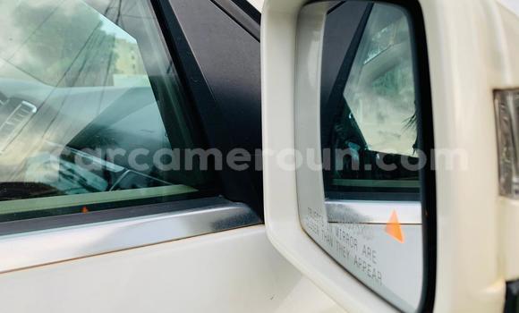 Buy New Mercedes‒Benz ML–Class White Car in Yaounde in Central Cameroon Buy New Mercedes‒Benz ML–Class White Car in Yaounde in Central Cameroon