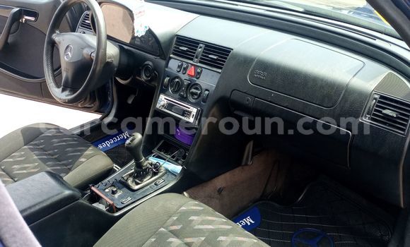 Buy Used Mercedes-Benz C-Classe Blue Car in Douala in Littoral Cameroon Buy Used Mercedes-Benz C-Classe Blue Car in Douala in Littoral Cameroon