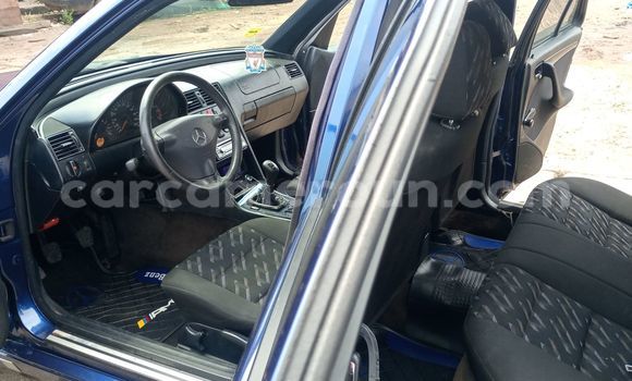 Buy Used Mercedes-Benz C-Classe Blue Car in Douala in Littoral Cameroon Buy Used Mercedes-Benz C-Classe Blue Car in Douala in Littoral Cameroon